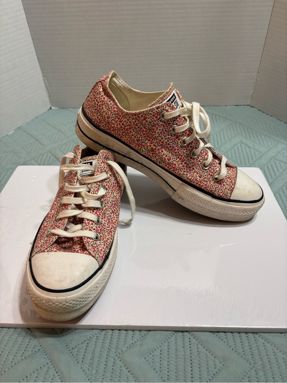 Converse Chuck Taylor All Star Platform Low Top Lace-Up Floral Red/White 568378C